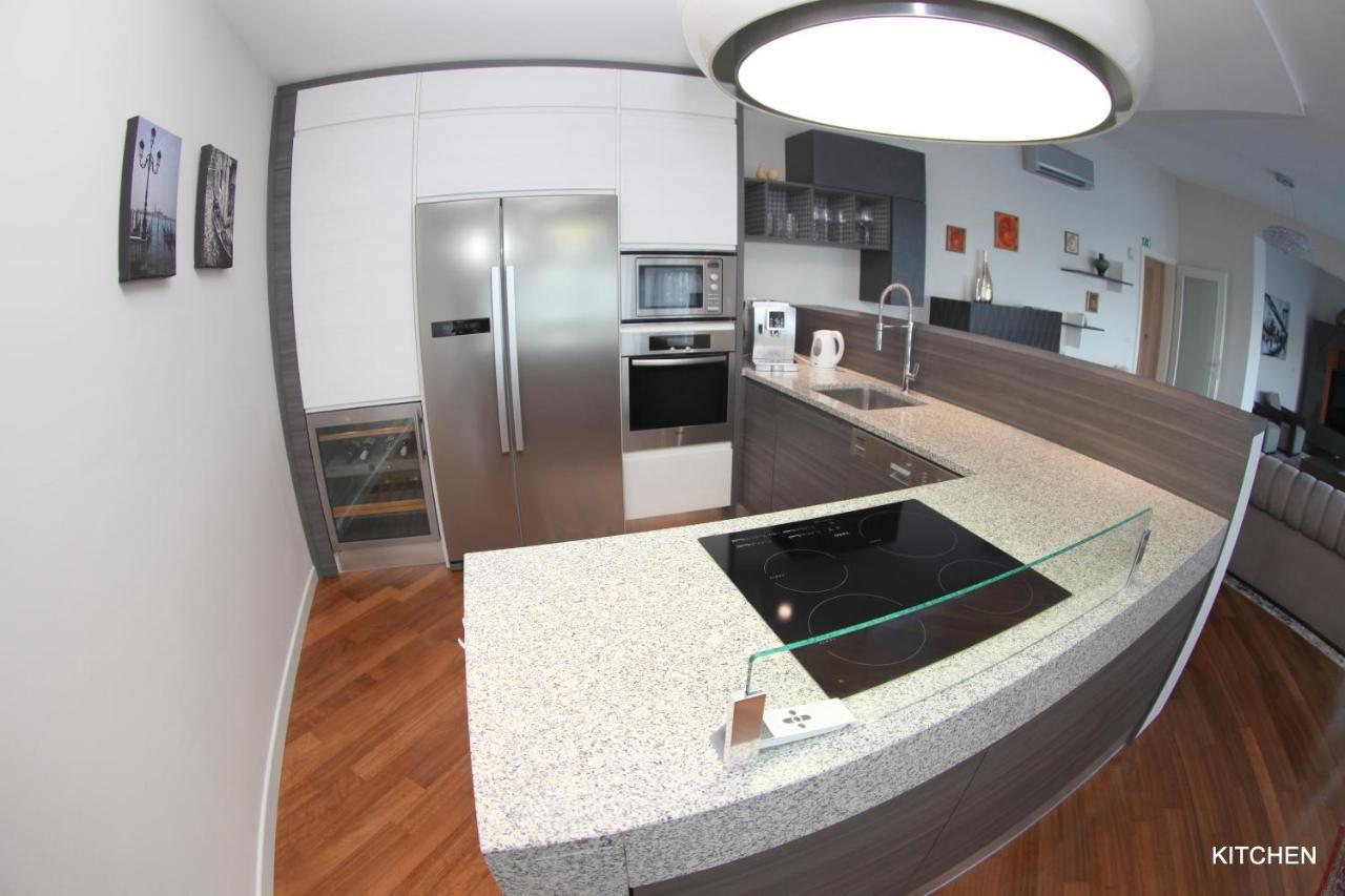 Luxury Marina View Apartment Izola Exterior photo